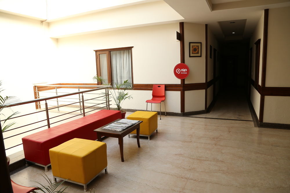 Oyo Rooms Chandigarh Sector 34 エクステリア 写真