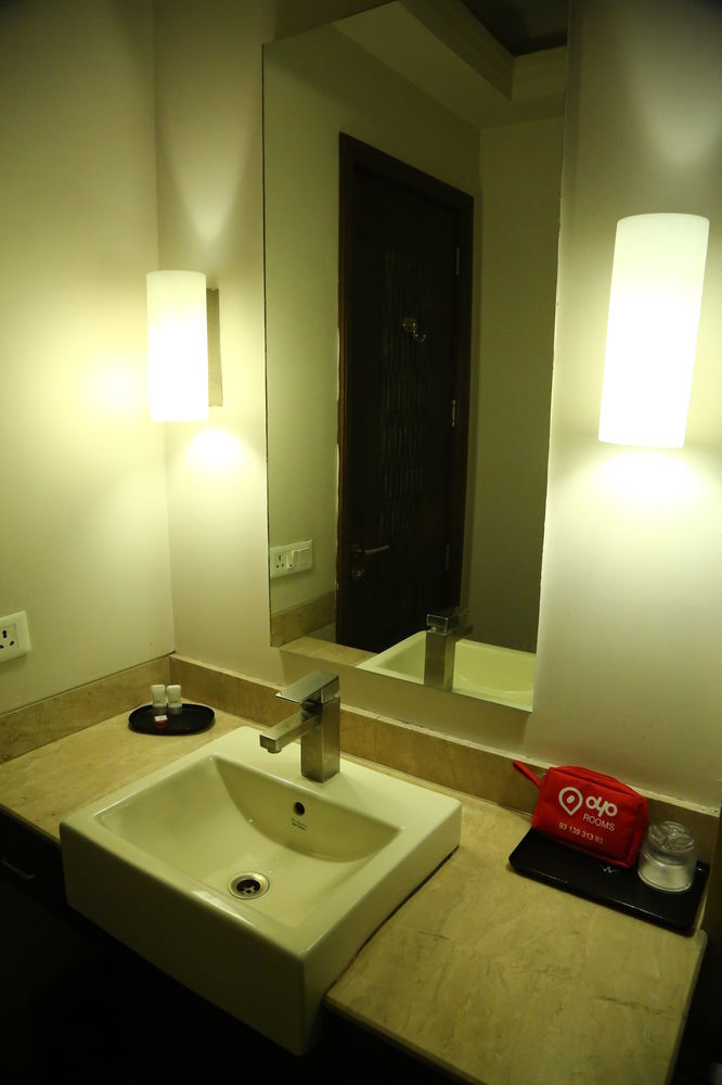 Oyo Rooms Chandigarh Sector 34 エクステリア 写真