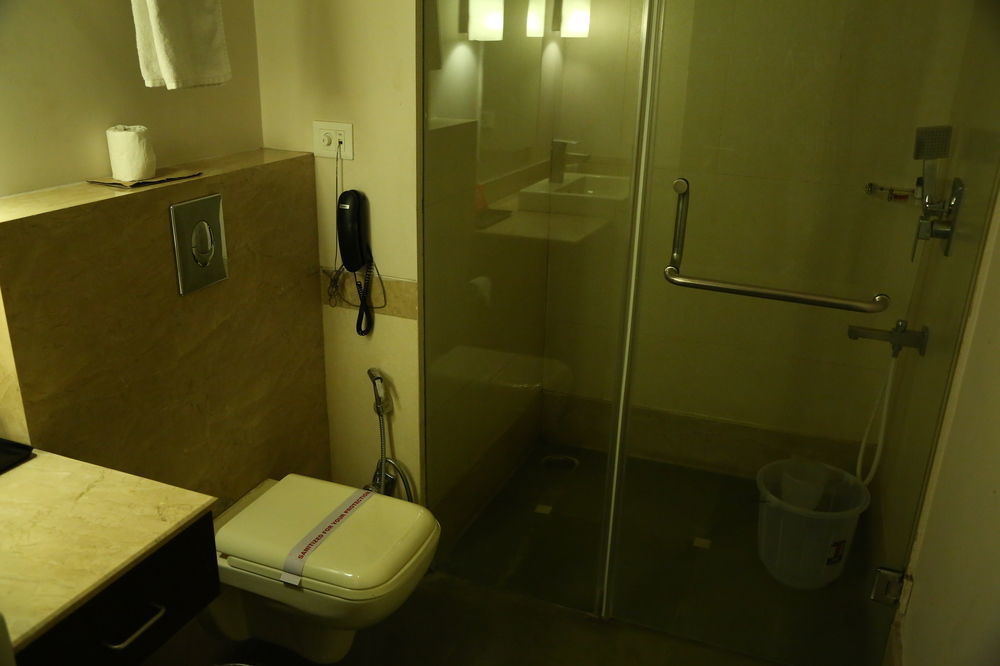 Oyo Rooms Chandigarh Sector 34 エクステリア 写真
